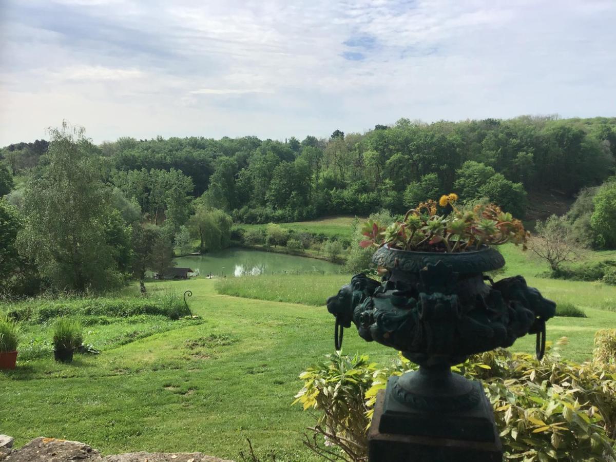 Les Temps Des Sources Lägenhet Veyrines-de-Domme Exteriör bild